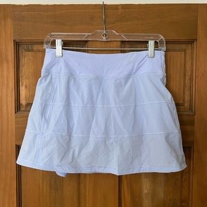 Lululemon pace rival mid-rise skort